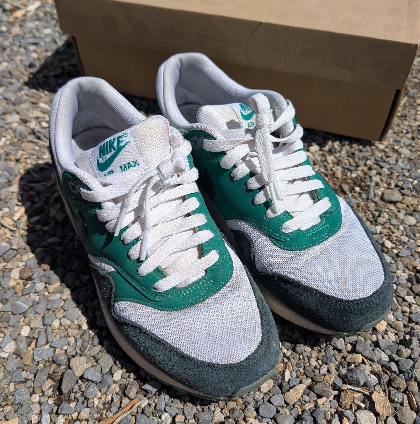 Nike Damenschuhe: Nike Air Max One Grösse 38.5 – Gebraucht aus Flumenthal von frfi 1