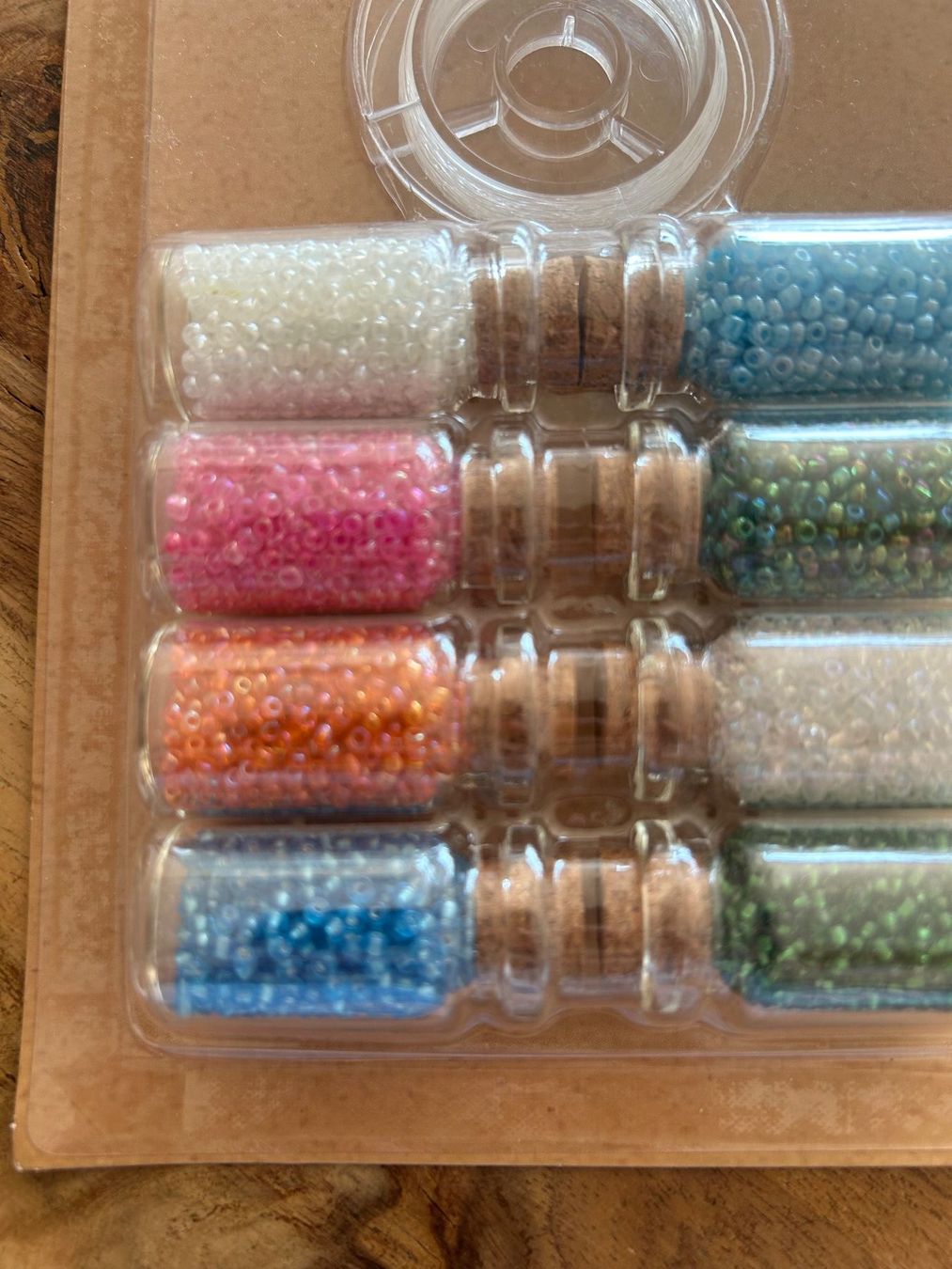 Kit bricolage: Bastelset Rocailles Perlen 8x10g + Nylonfaden – Nuovo e nell'imballaggio originale da Geneve venduto da vane267 1