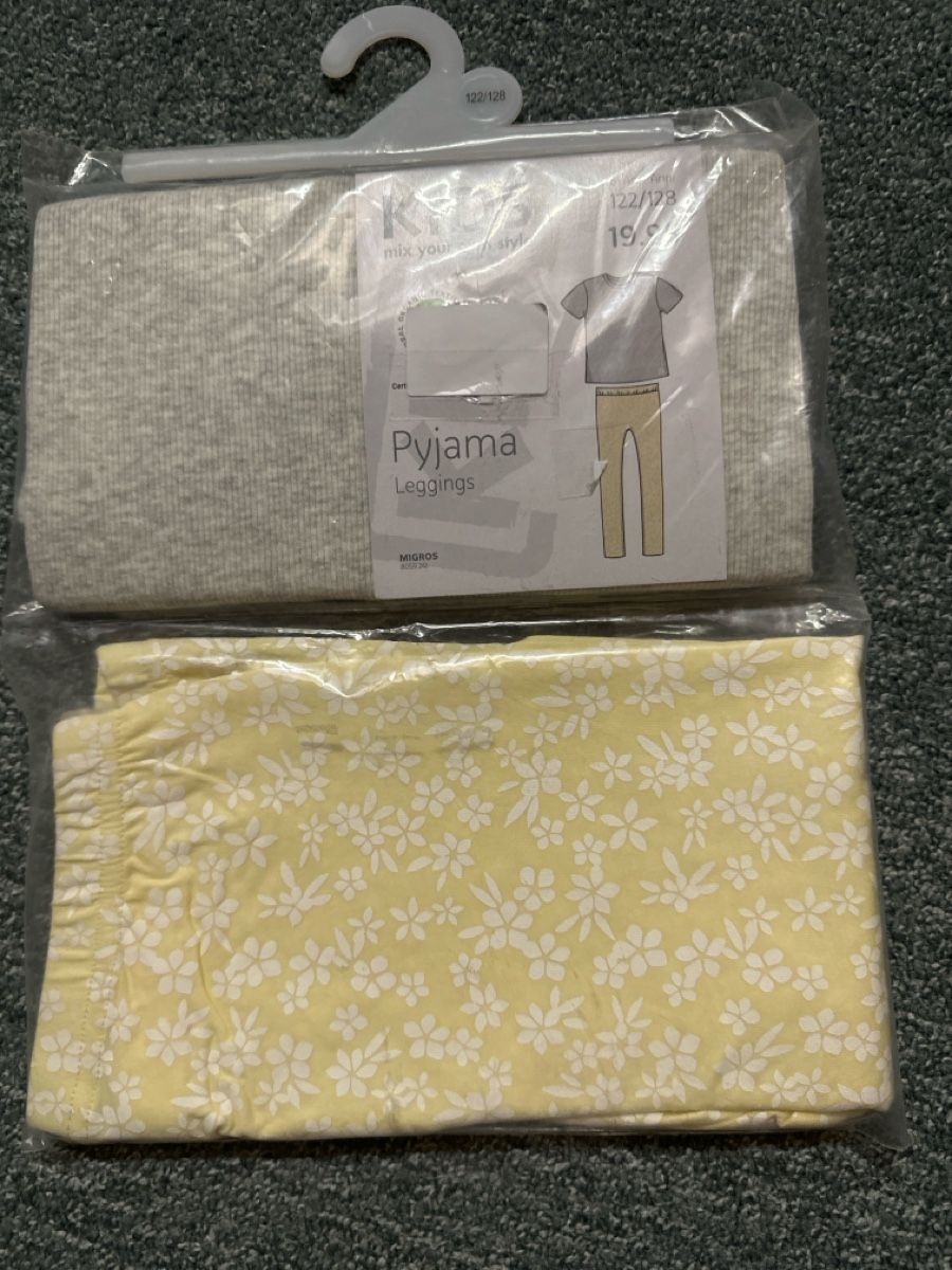 Migros Pyjamas: Pyjama neu  – Neuf avec emballage d'origine à Baltschieder par YmroBe