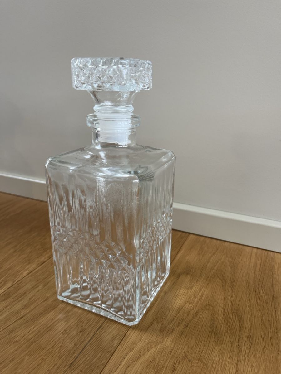 Caraffe: Vintage Dekanter / Karaffe aus Glas mit Schliffmuster – Usato da Bellach venduto da jba03 2