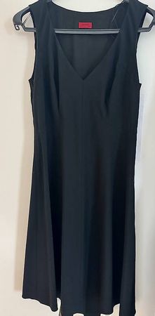 Schwarzes Kleid in A-Form von Hugo Boss in Gr 40