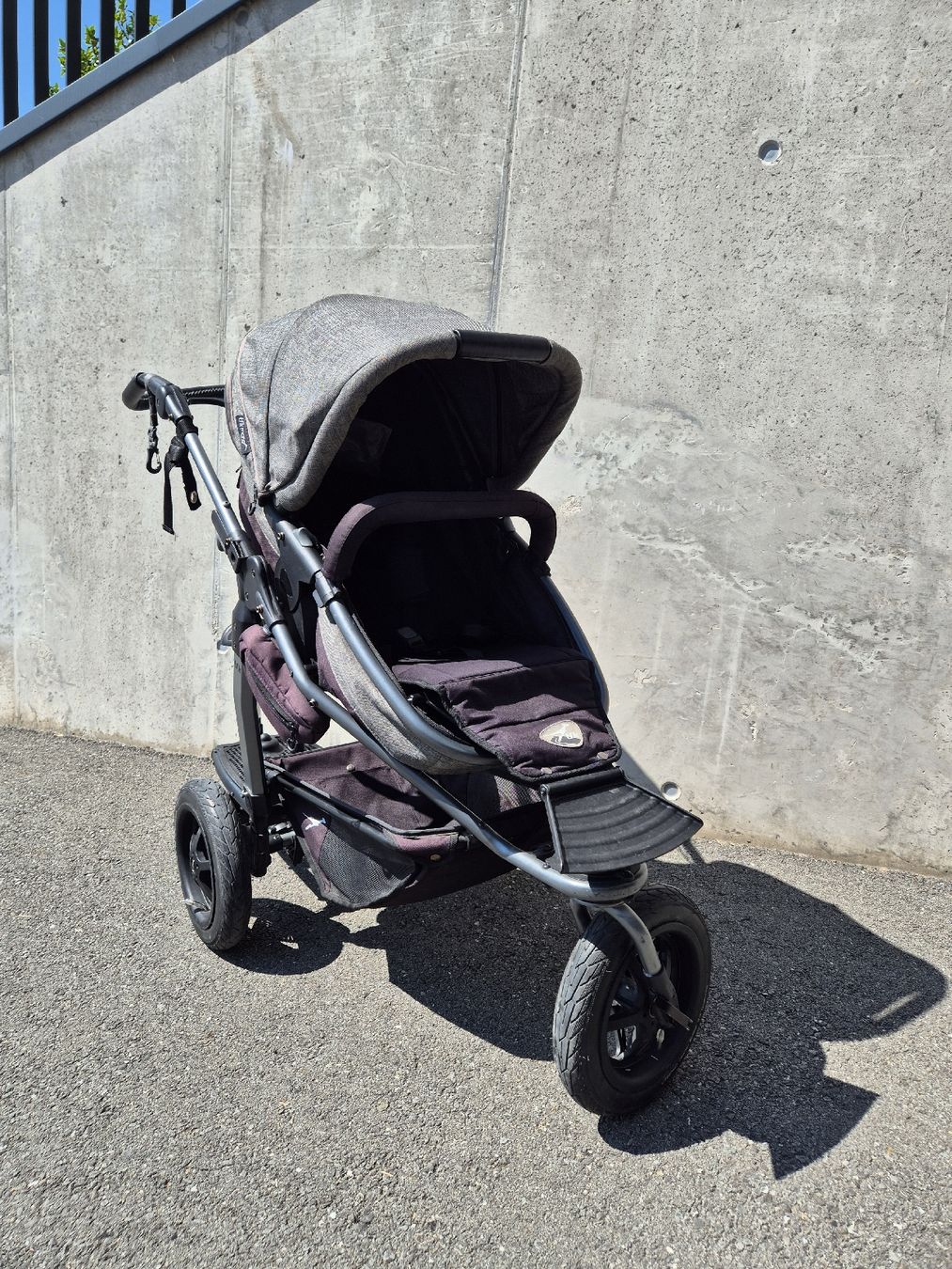 TFK Kinderwagen: Poussette TFK avec charriot – Gebraucht aus Chermignon von julian91