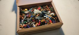 Lego Männchen und Frauen - Tiere - Waffen - Figuren Zubehör