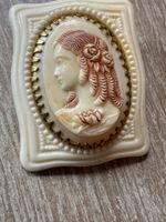 Ancienne Broche Camée Celluloïd Style Paris 1930 