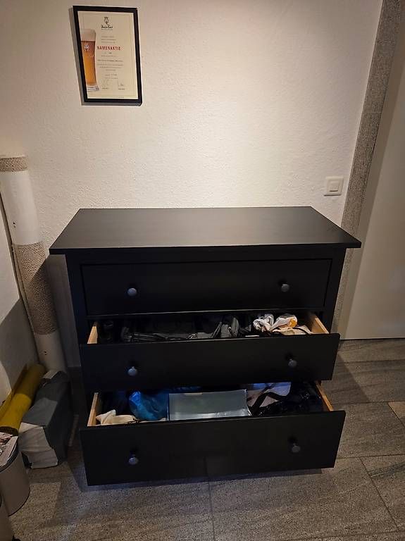 Cassettiere: Ikea Hemnes Kommode – Usato da Lenzburg venduto da sfeh 2