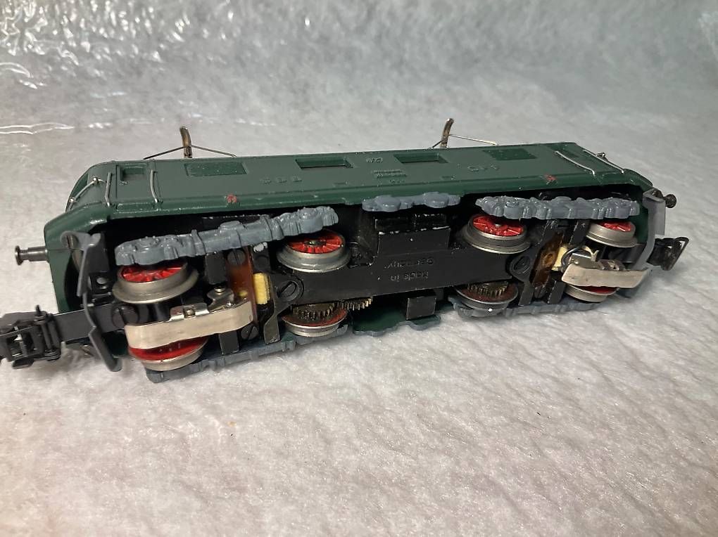 Märklin Modelleisenbahnen: RES 800 – Gebraucht aus Wald ZH von Sbbemilio 1