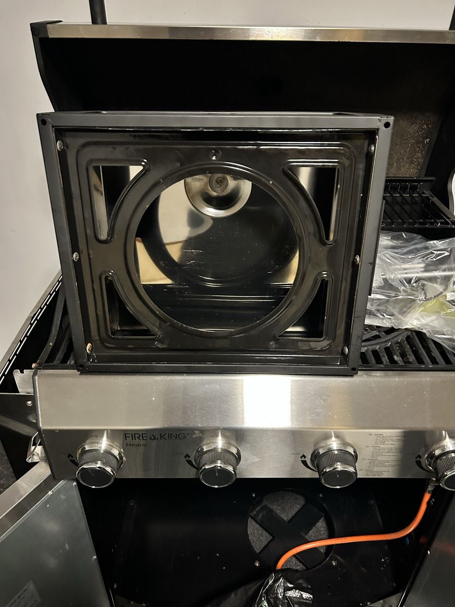 Griglie: Gasgrill neuwertig  – Usato da Bonstetten venduto da Naem 3