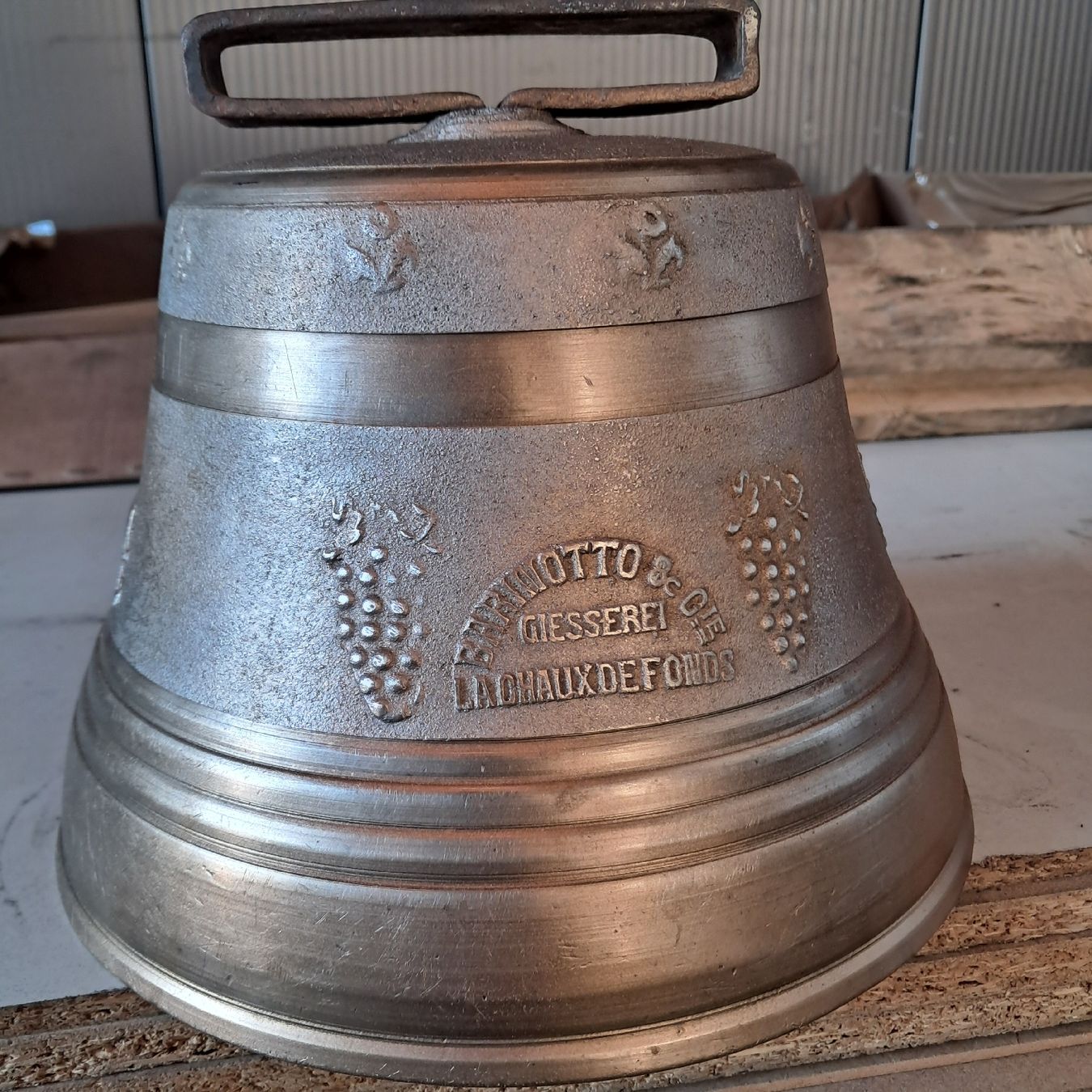 Campanacci mucche: ALTE BARINOTTO GLOCKE  – Usato da Murten venduto da SHETHOF 3