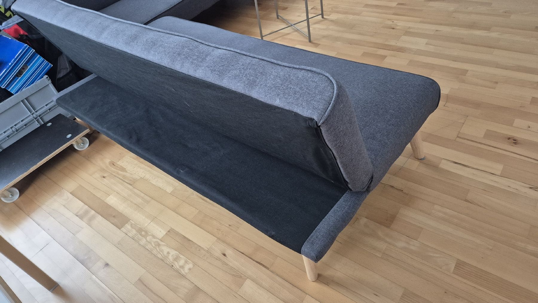 Sofas: 2 x Schlafsofa LEA von Gonser – D'occasion à Beringen par Parapoxvirus 1