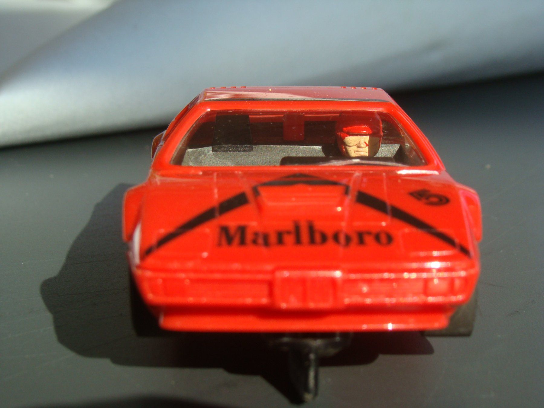 Fleischmann Rennbahnen: Fleischmann BMW M1 rot sehr selten 70er – Gebraucht aus Walzenhausen von Vanquish711 4
