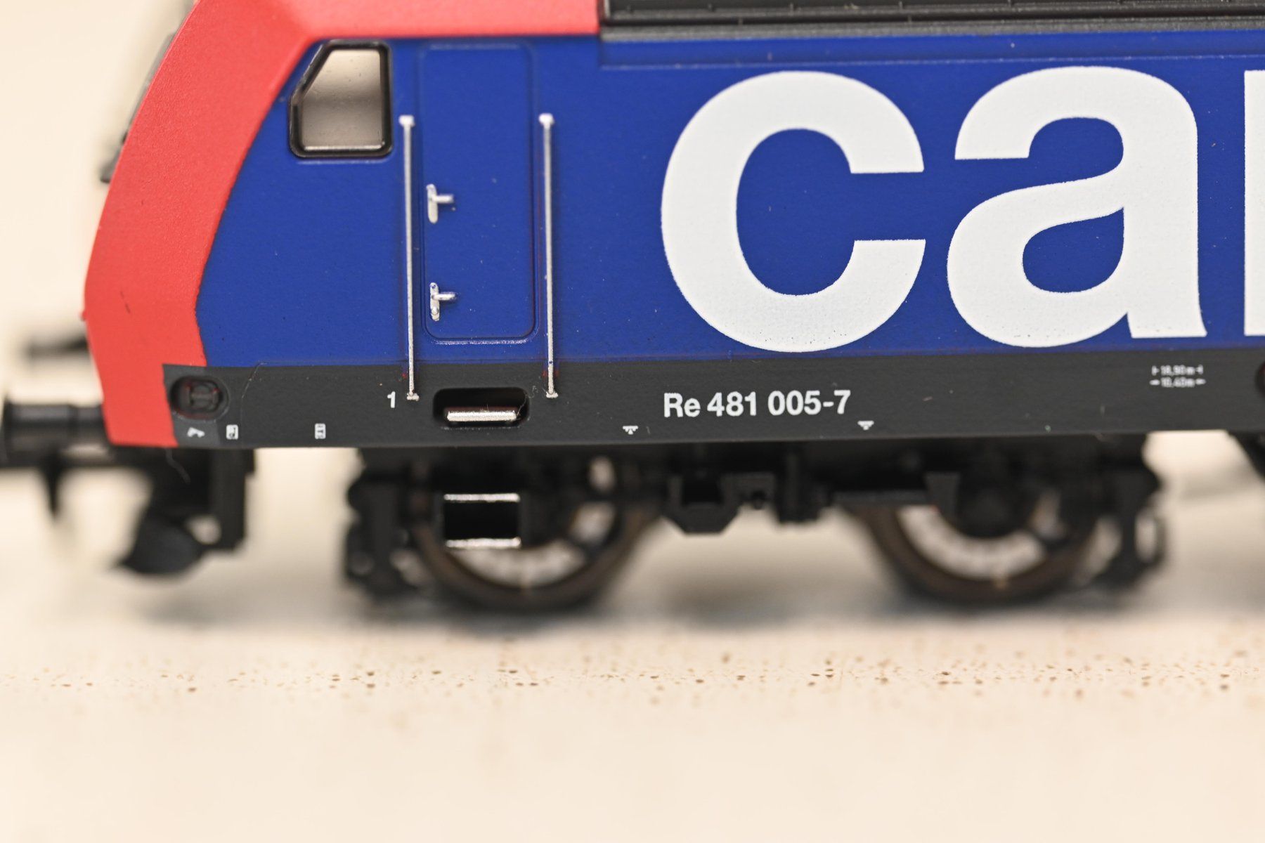 Fleischmann Trains électriques: SBB Re 481 Cargo Fleischmann Spur N , Licht geht nicht – D'occasion à Laupen ZH par Zmoewe 3