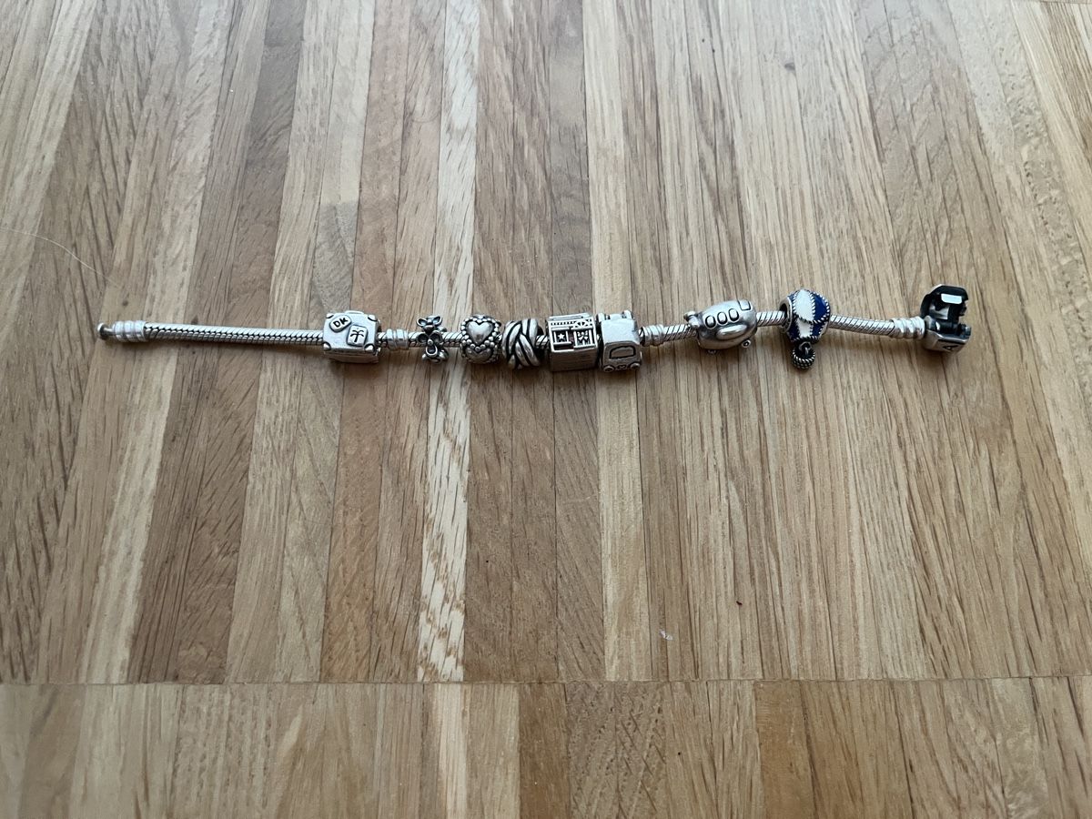 Pandora Bracelets: Pandora Armband & Charms – D'occasion à Pfäffikon SZ par Zitrone_100