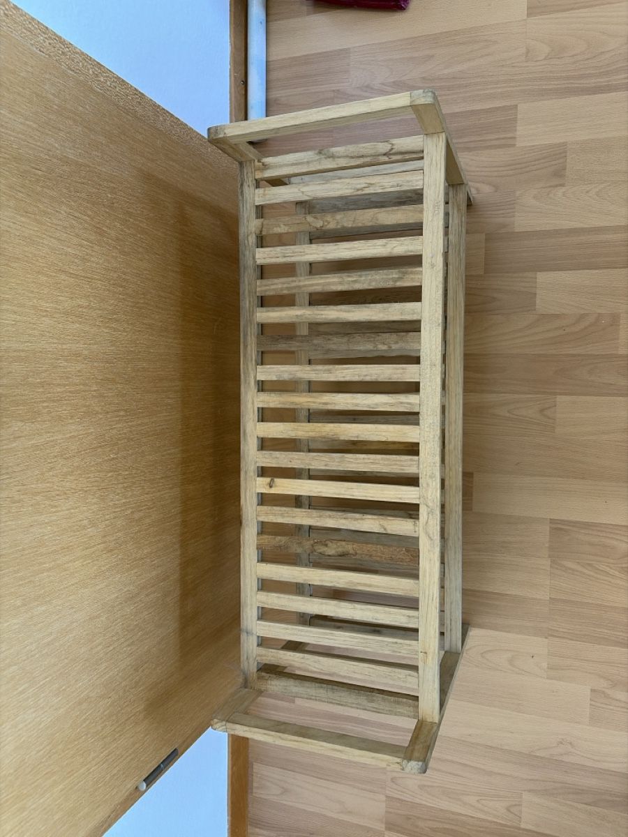 Regale: Schuhregal Holz 2 Ablagen – Gebraucht aus Düdingen von doems72 1