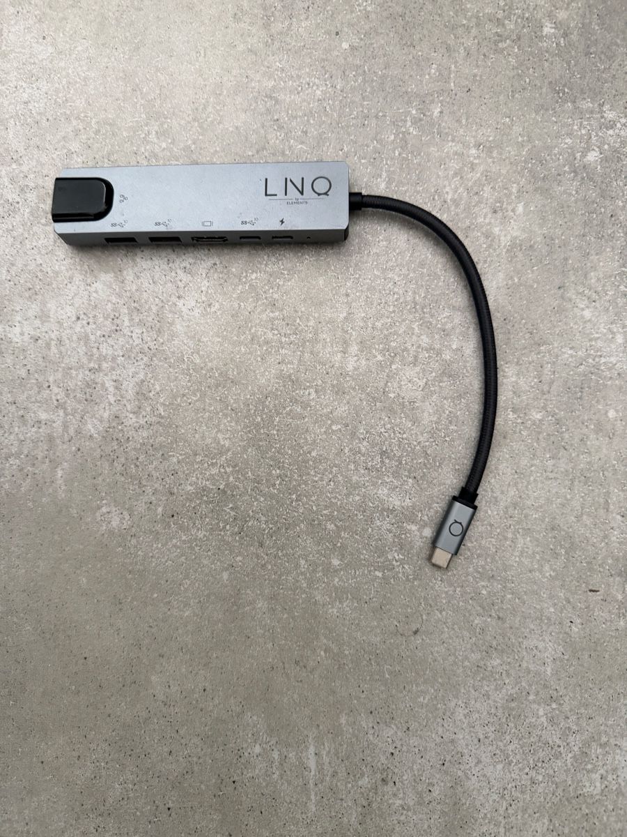 Hub & Switch: LNQ 8in1 USB-C Multimedia Hub gebrauchter Zustand – Usato da Tafers venduto da Re.Ts