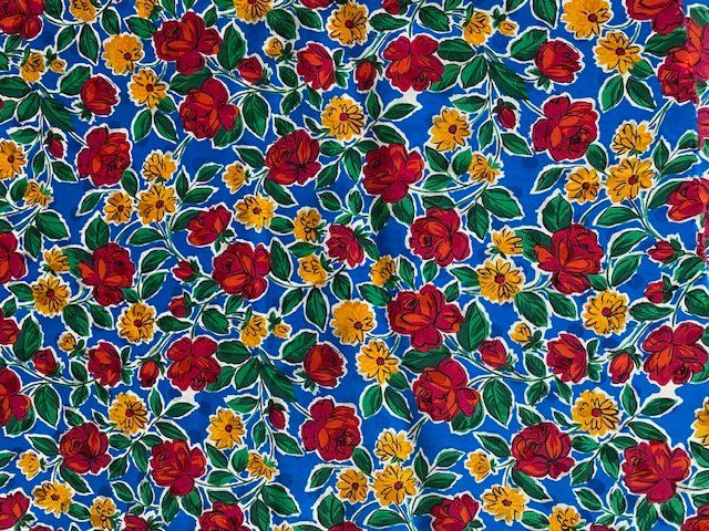 Tessuti: feiner Stoff Blumenmuster seidentouch – Usato da Edlibach venduto da Arnoldotto