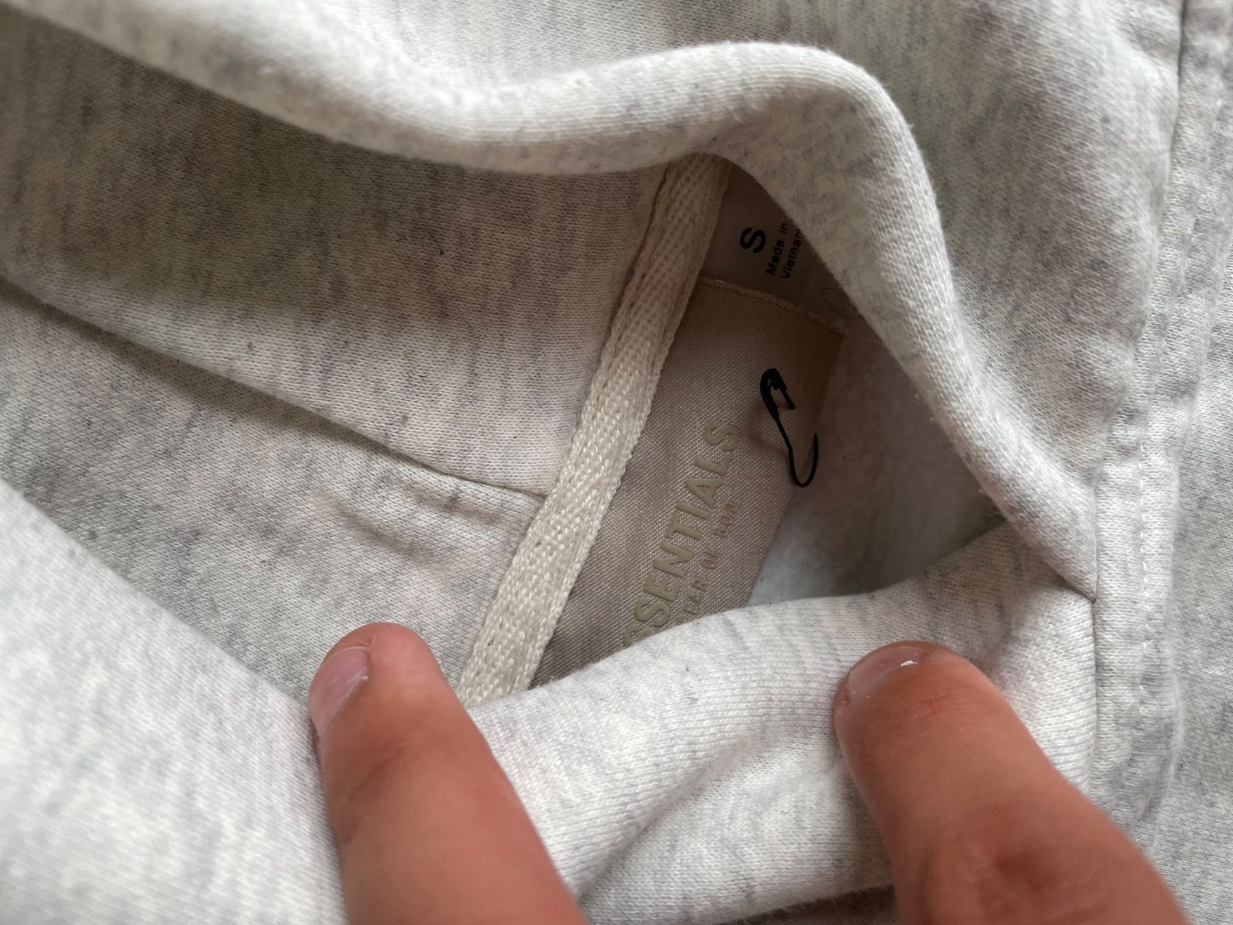 Fear of God Pullover & Sweatshirts: Essentials Hoodie – Neu (gemäss Beschreibung) aus Bern von marina.porobic 2