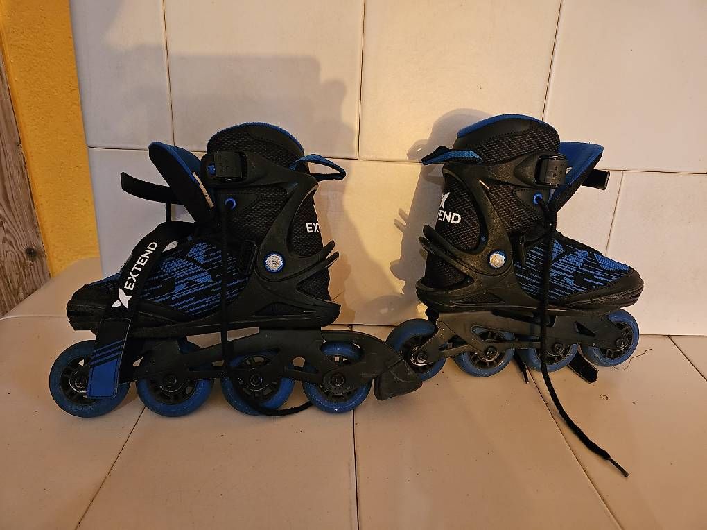 Patins à roul. & inline: Inlineskates 32-35 – D'occasion à Oeschgen par sve_t9vg 2