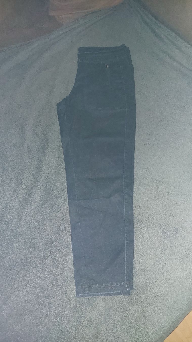 Jeans: Dunkelblaue Jeans, Damen, Gr. 40 – Usato da Zürich venduto da Romstyle