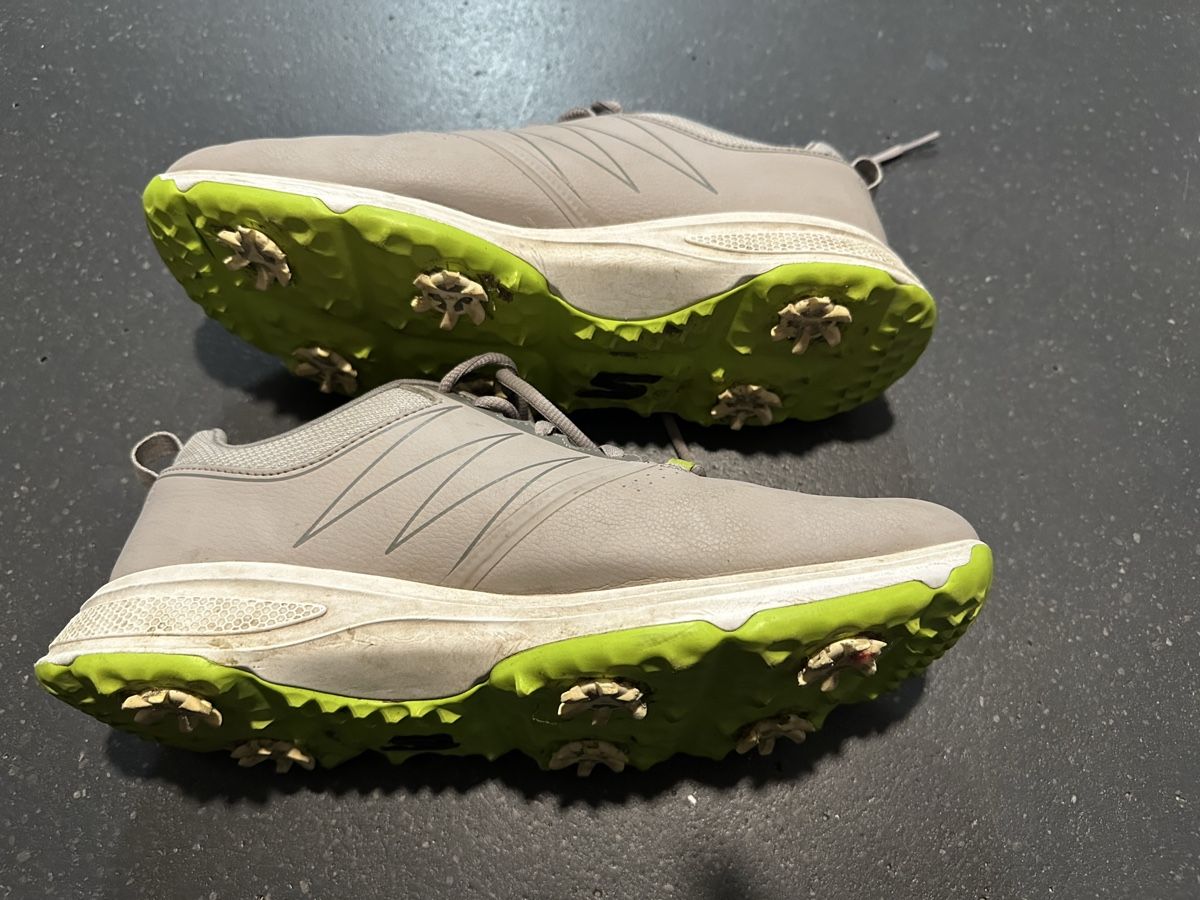 Skechers Scarpe da uomo: Skechers Golfschuhe Gr. 43.5 – Usato da Bolligen venduto da Pixxie01 2