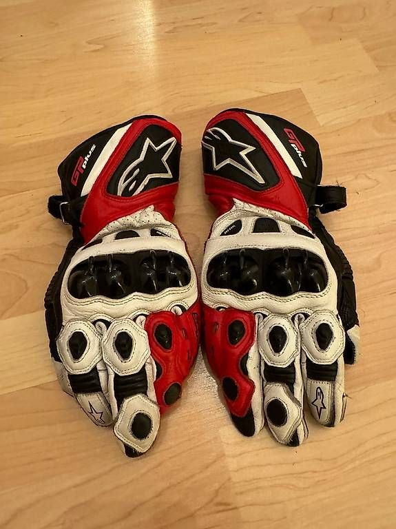 Guanti & manicotti: Alpinestars GP Plus Louis Edition – Usato da Pfäffikon ZH venduto da Opmarlinium