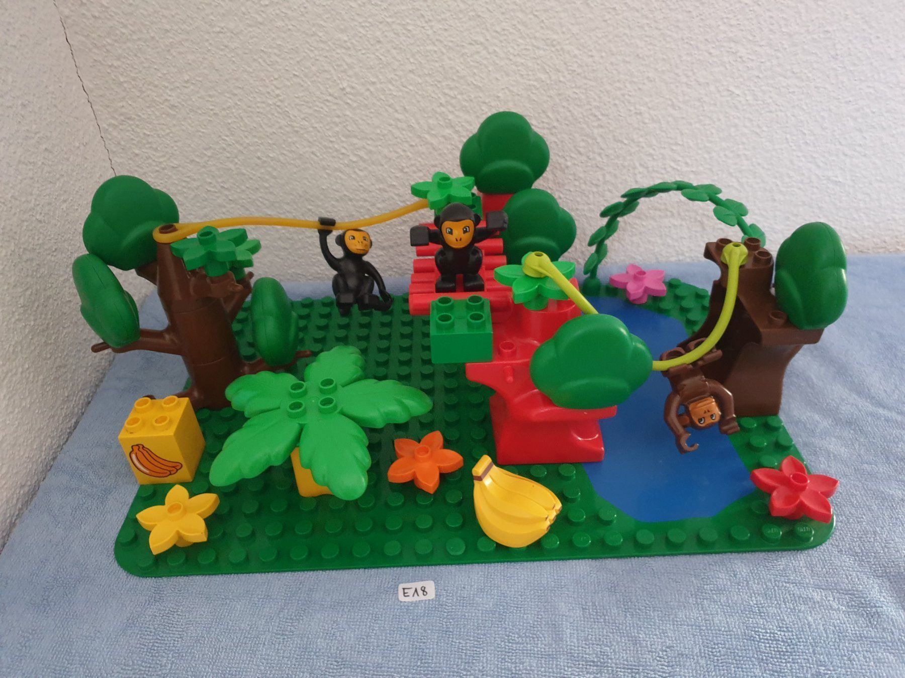 Giocattoli: E18: Lego Duplo Affen mit Spezialplatte – Usato da Münchwilen TG venduto da VT-Trader 1