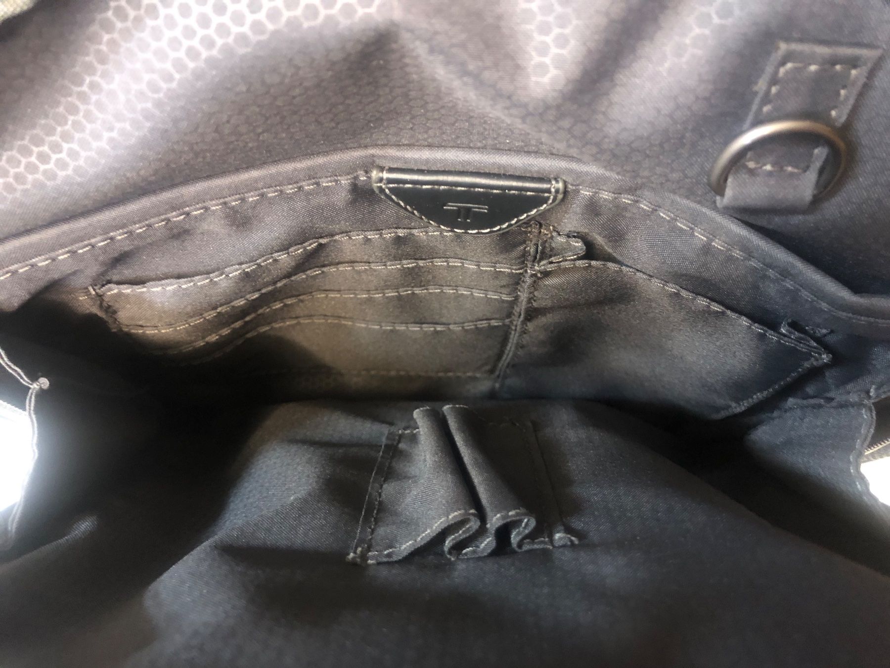 Tumi Zaini: TUMI T-Tech Laptoprucksack – Usato da Brunnen venduto da Allerwaren 7