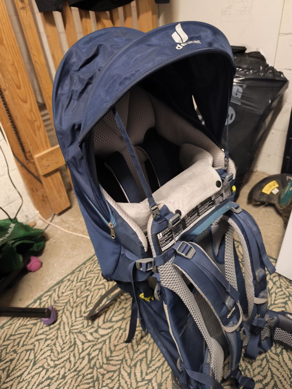 Deuter Marsupi portabebè: deuter Kid Comfort Pro Kindertrage – Usato da Schliern b. Köniz venduto da andrealisa91