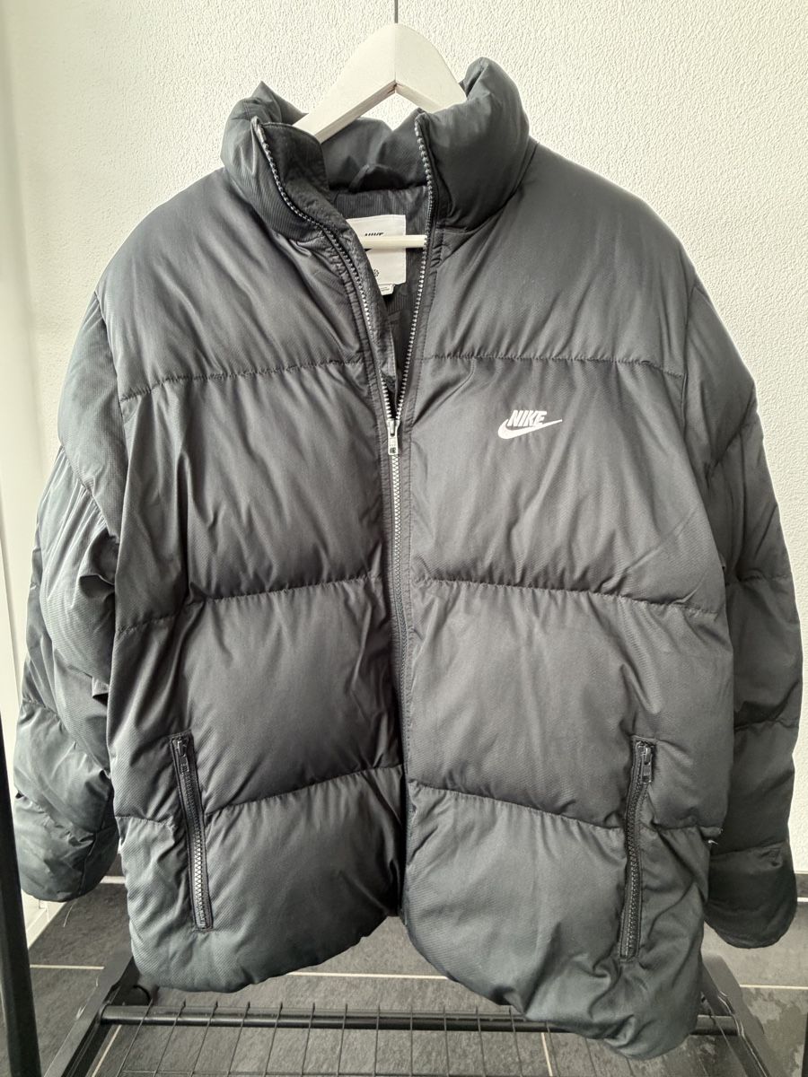 Nike Jacken: Winterjacke Nike Grösse S – Gebraucht aus Berikon von hei10 1