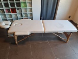 Massageliege weiss