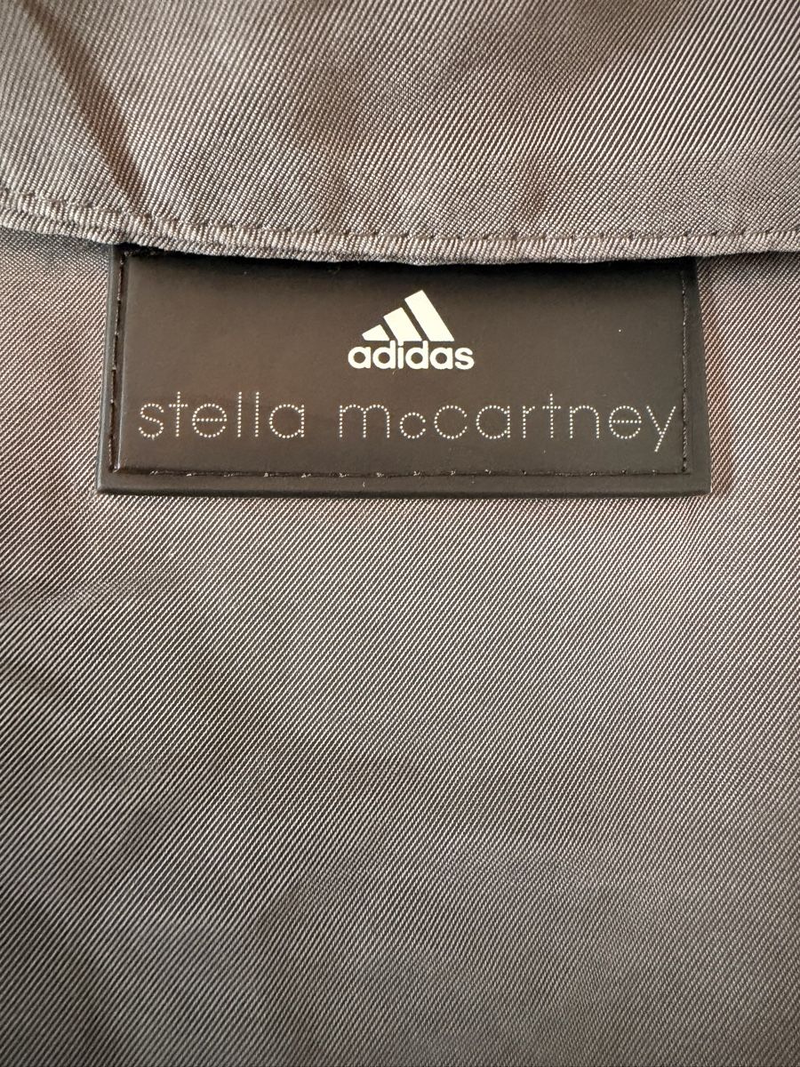 Stella McCartney Jacken: Volume Bomber Stella McCartney & Adidas  – Gebraucht aus Oberwil b. Zug von fis_2wtq 3