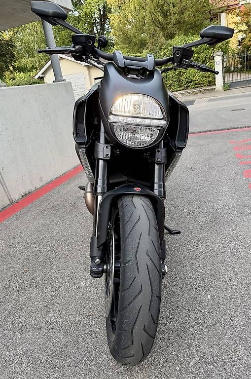 Strada: DUCATI Diavel 1200 Dark – Usato da Petit-Lancy venduto da afreujojo69 4