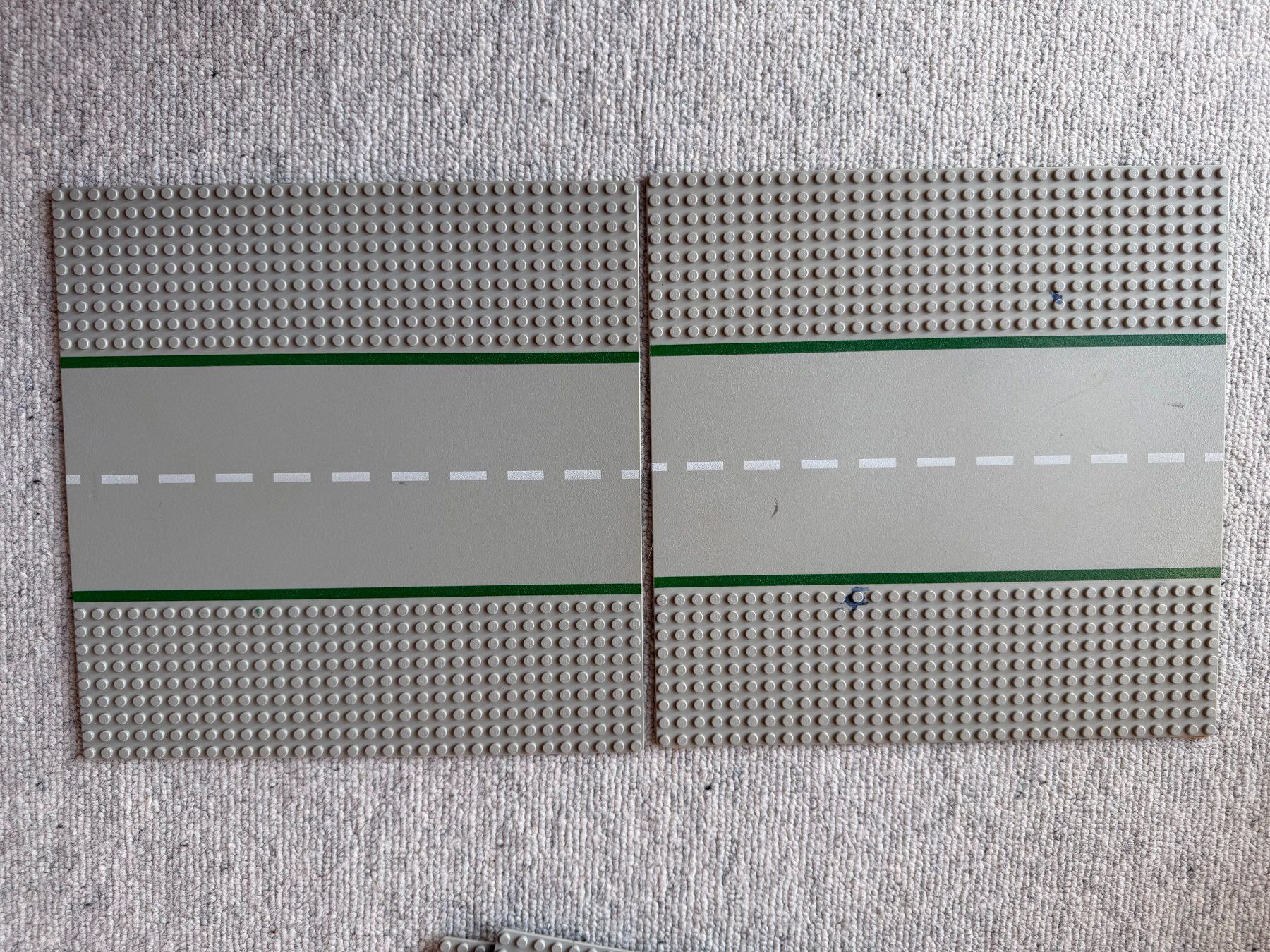 Lego Kit di costruzioni: Lego Strassenelemente (8 Platten) – Usato da Uster venduto da htm1 3