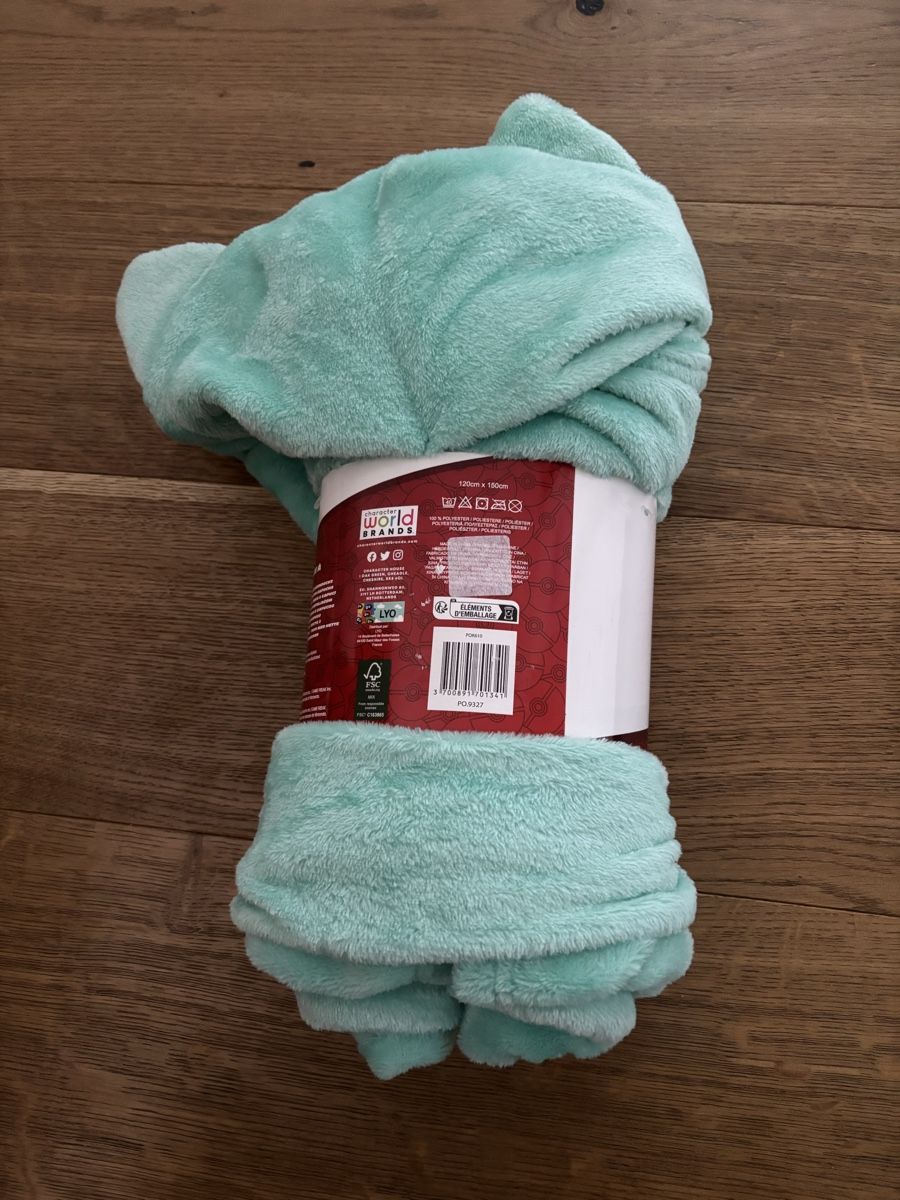 Coperte: Pokémon Bulbasaur Kuscheldecke – Usato da Würenlos venduto da Ashley24 1