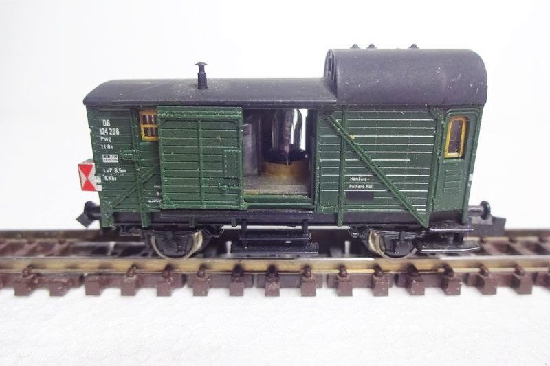 TRAIN HO KATSUMI KTM 22 WAGON DE QUEUE AVEC ECLAIRAGE - Boutique Loisir