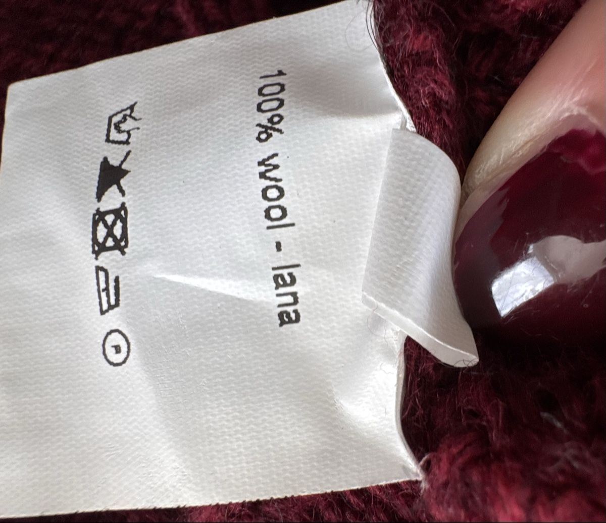 Massimo Dutti Sonstige Damenmode: Burgundy wool poncho  – Neu (gemäss Beschreibung) aus Bertschikon Gossau von CarmenSir 2