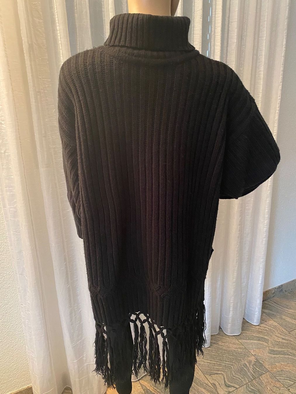 Maglioni & Felpe: Perfekter Auftritt - selten schöner Fransen-Pullover, L/XL – Usato da Winkel venduto da ferrari2022 3