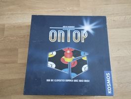 Kosmos Brettspiel ontop in top