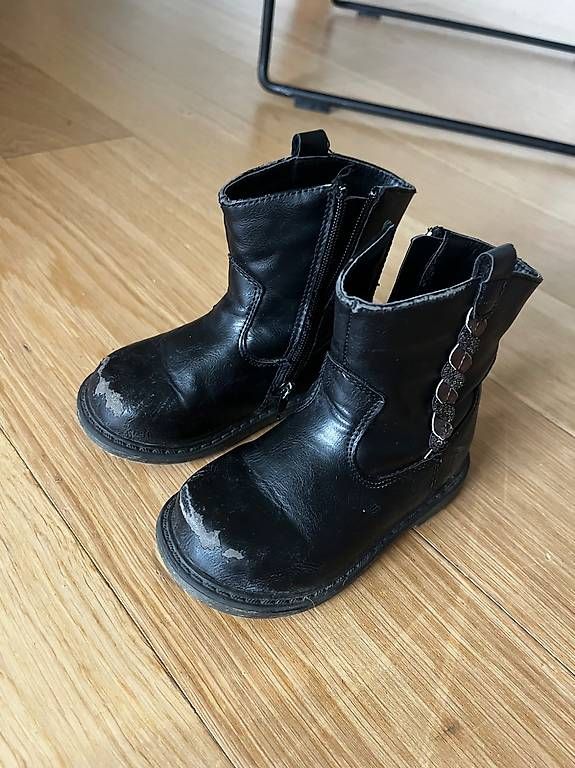 Scarpe per ragazze: Stiefel Schuh Gr. 22 – Usato da Balgach venduto da RianaT 2