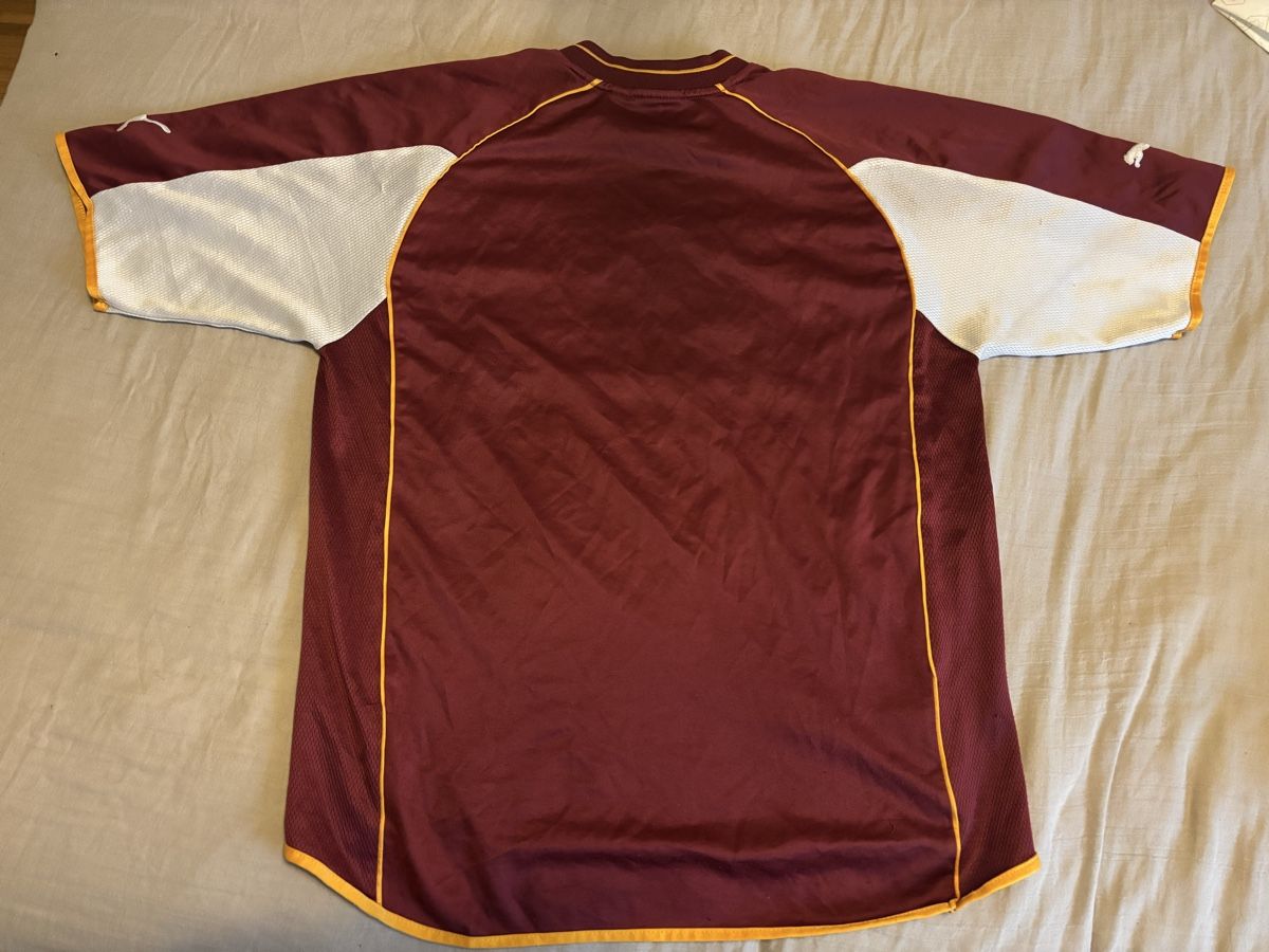 Puma Canottiere & Pantaloni: Metz maillot  – Usato da Le Grand-Saconnex venduto da focamix 4