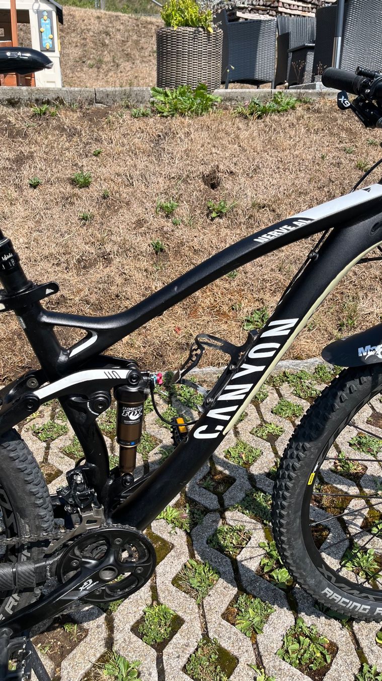 Canyon Biciclette: Vélo VTT Canyon Nerve AL fully 29 – Usato da Le Locle venduto da Roger46 3