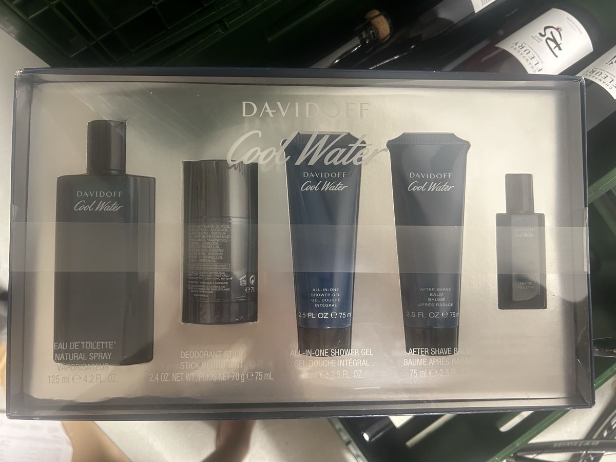 Davidoff Parfums & Eau de Toilette: Davidoff Cool Water Set – Neuf avec emballage d'origine à Zürich par olivialeyla 1