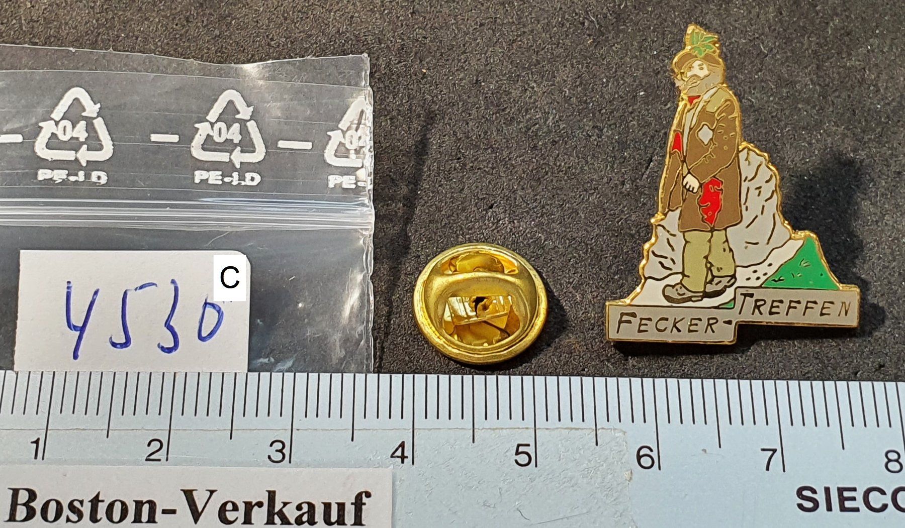 Placchette & Badge: Y530C - Pin Clochard / Fecker Treffen – Usato da Reinach BL venduto da Boston-Verkauf 1