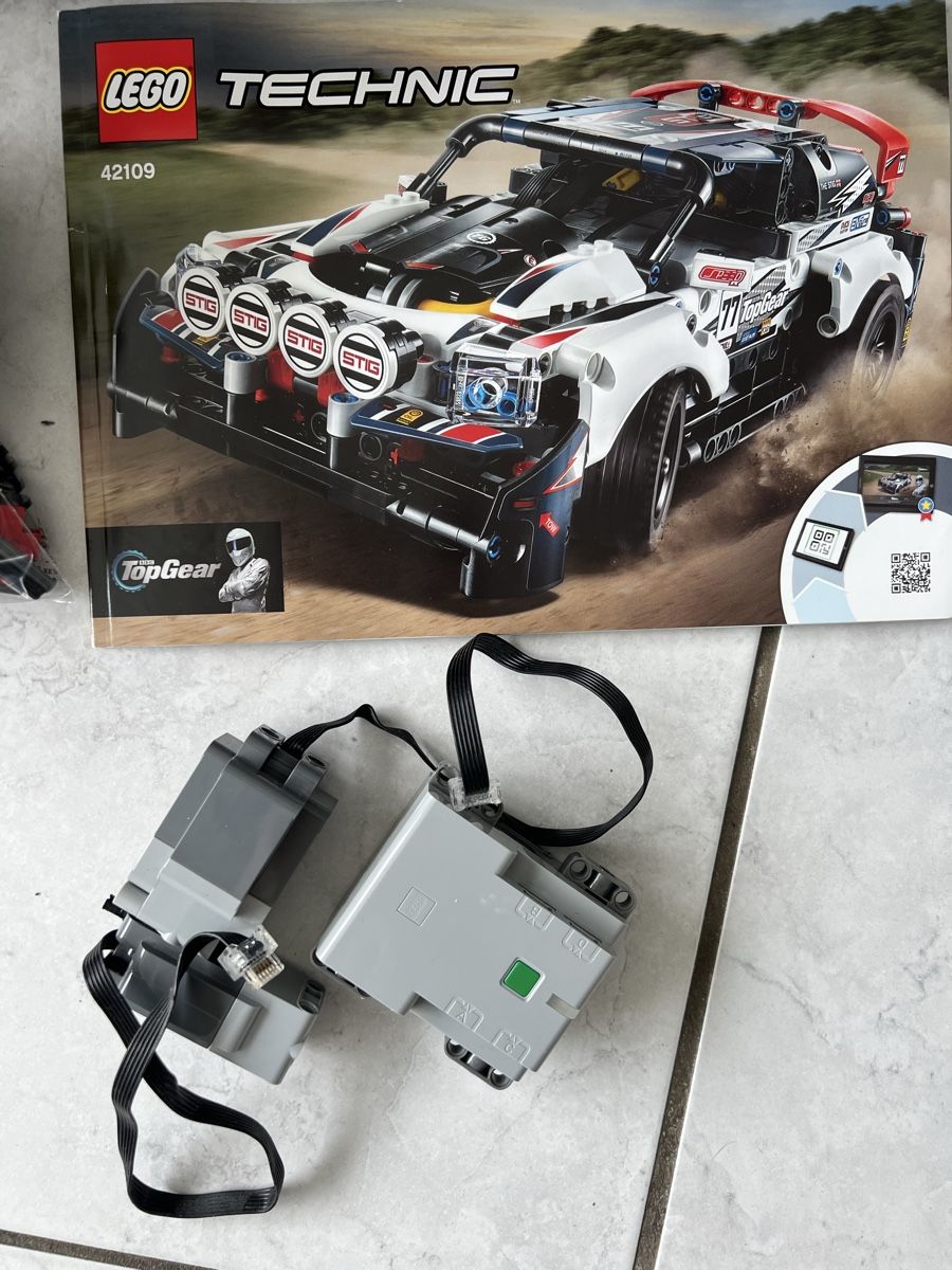 Lego Kit di costruzioni: Lego-Technic  Rally Car 42109 – Usato da Ebmatingen venduto da Samato 5