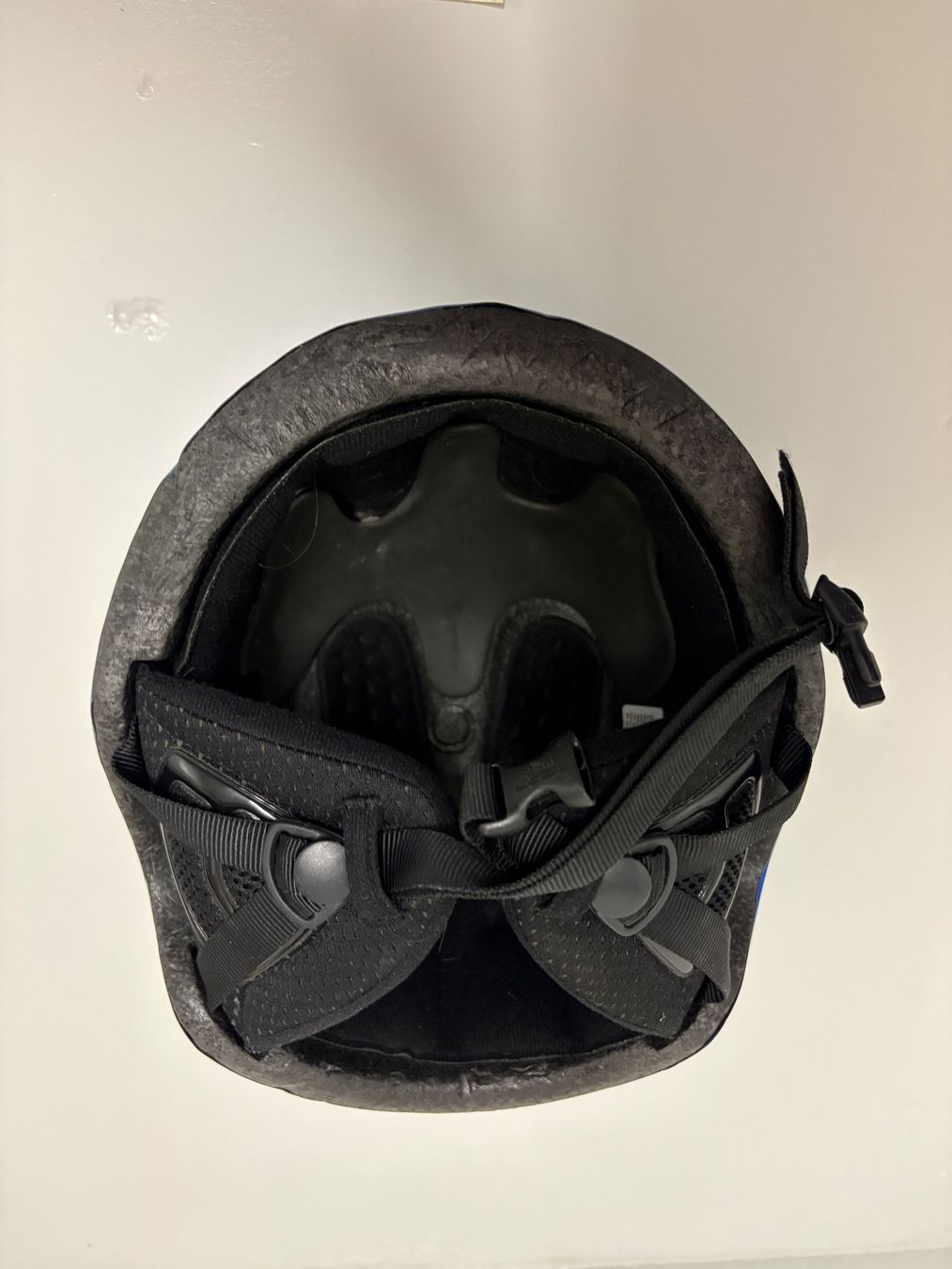 Helme: Ski- oder Snowboardhelm – Gebraucht aus Andhausen von Resch89 3