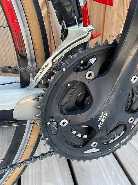 Specialized Biciclette: Specialized Roubaix carbone Taille 52 Shimano 105 – Usato da Lausanne venduto da cde_6s9f 3