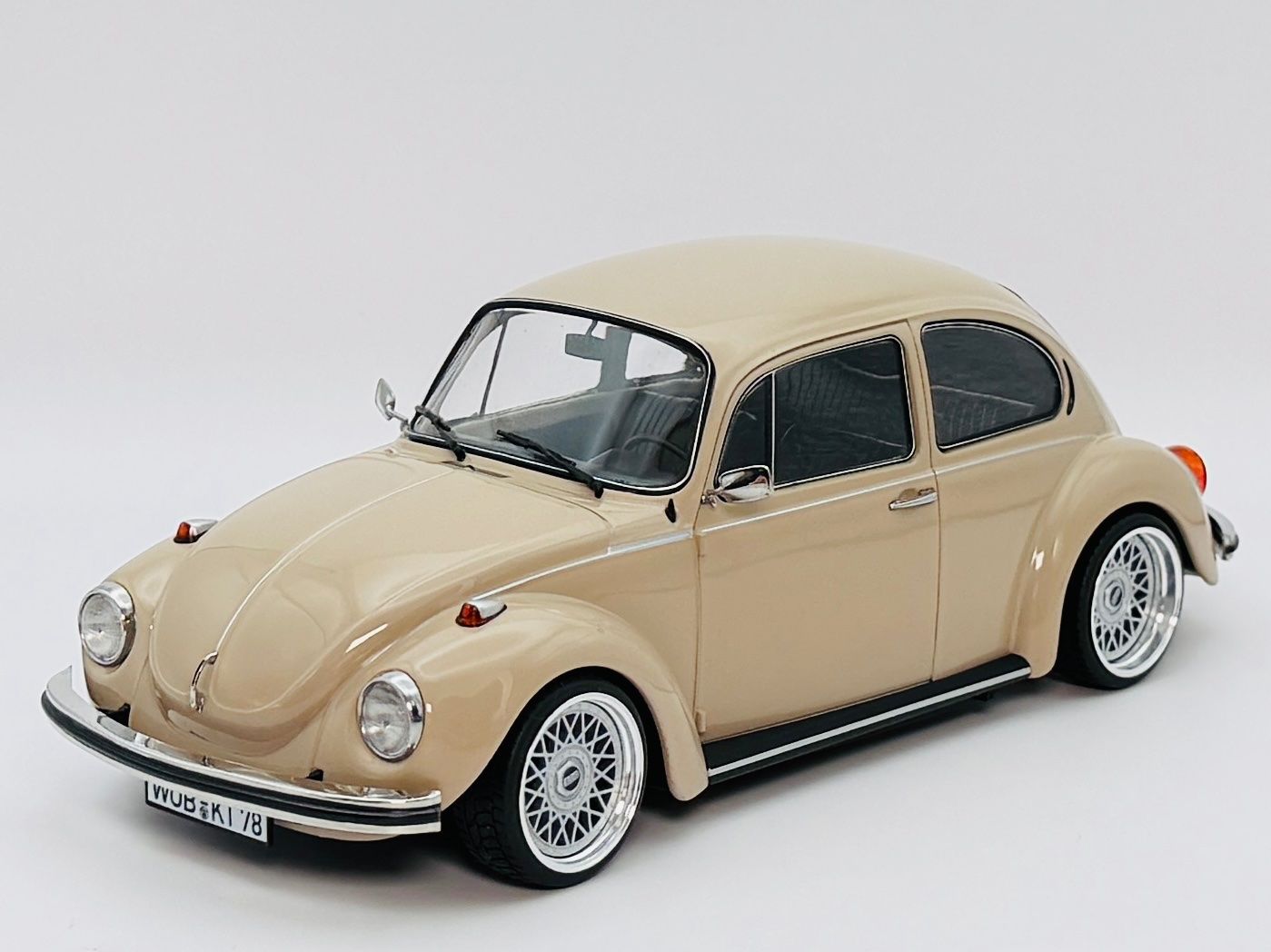 Norev Modellini d'auto: 1:18 VW Käfer 1303 1973 Norev BBS Tuning – Nuovo e nell'imballaggio originale da Baar venduto da Cai