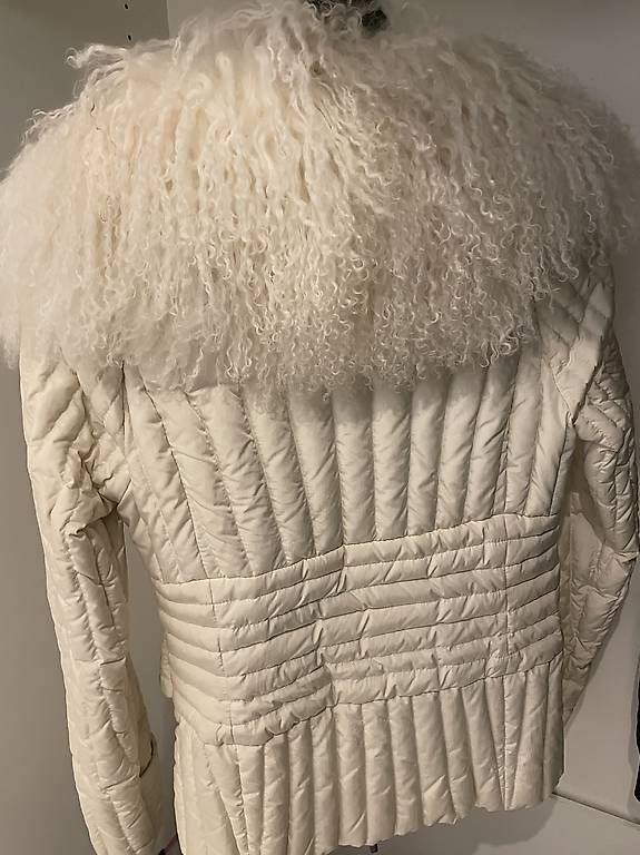 Giacche: Giubbino Moncler vera piuma e pelo – Usato da Mendrisio venduto da mar_ws8b 2