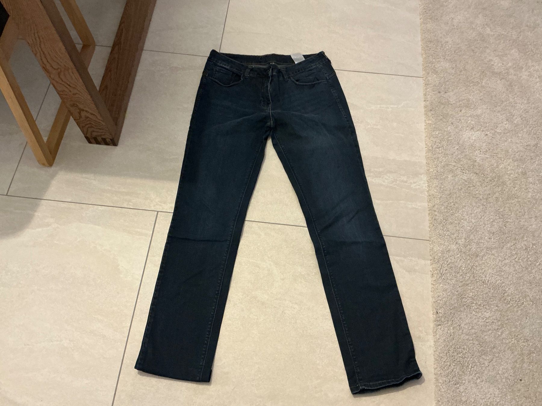 Cecil Jeans: Cecil Jeans, Gr.33 Dunkelblau – Usato da Würenlos venduto da sweety5436