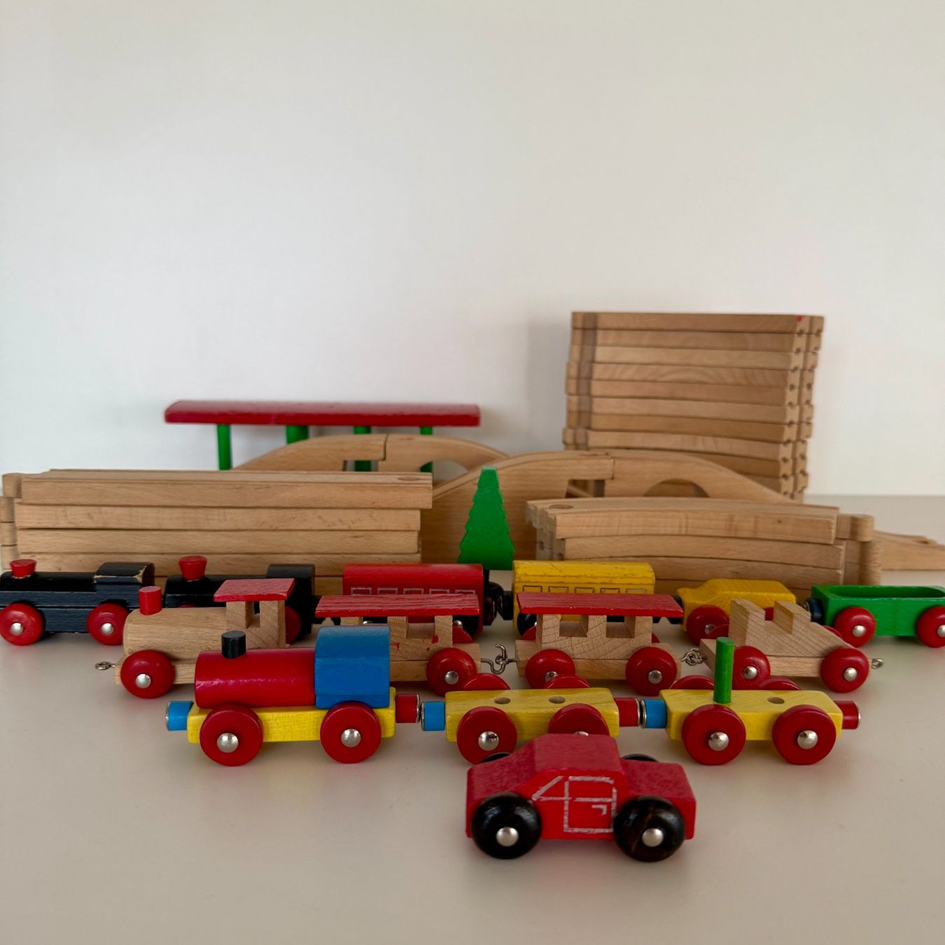 Giocattoli: Holz Eisenbahn Set mit diversem Zubehör – Usato da Balzers venduto da dassandro 1