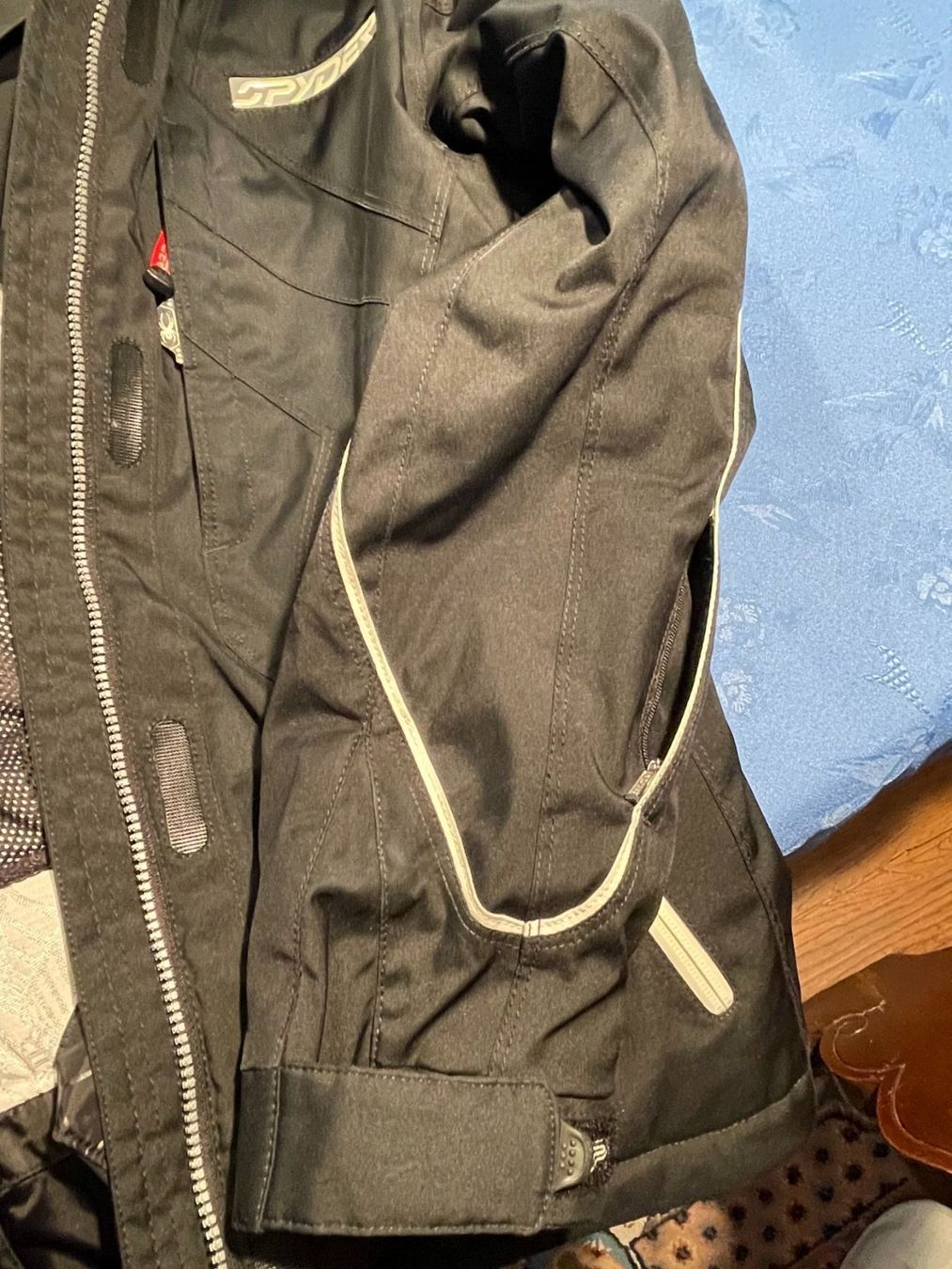 Sci: Anorak de ski SPYDER – Usato da OBERENGSTRINGEN venduto da Lolo6316 6